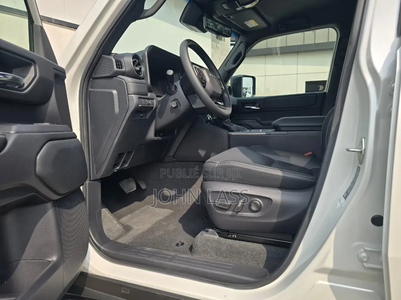 Nouveau Toyota Land Cruiser Prado 2026 Gris