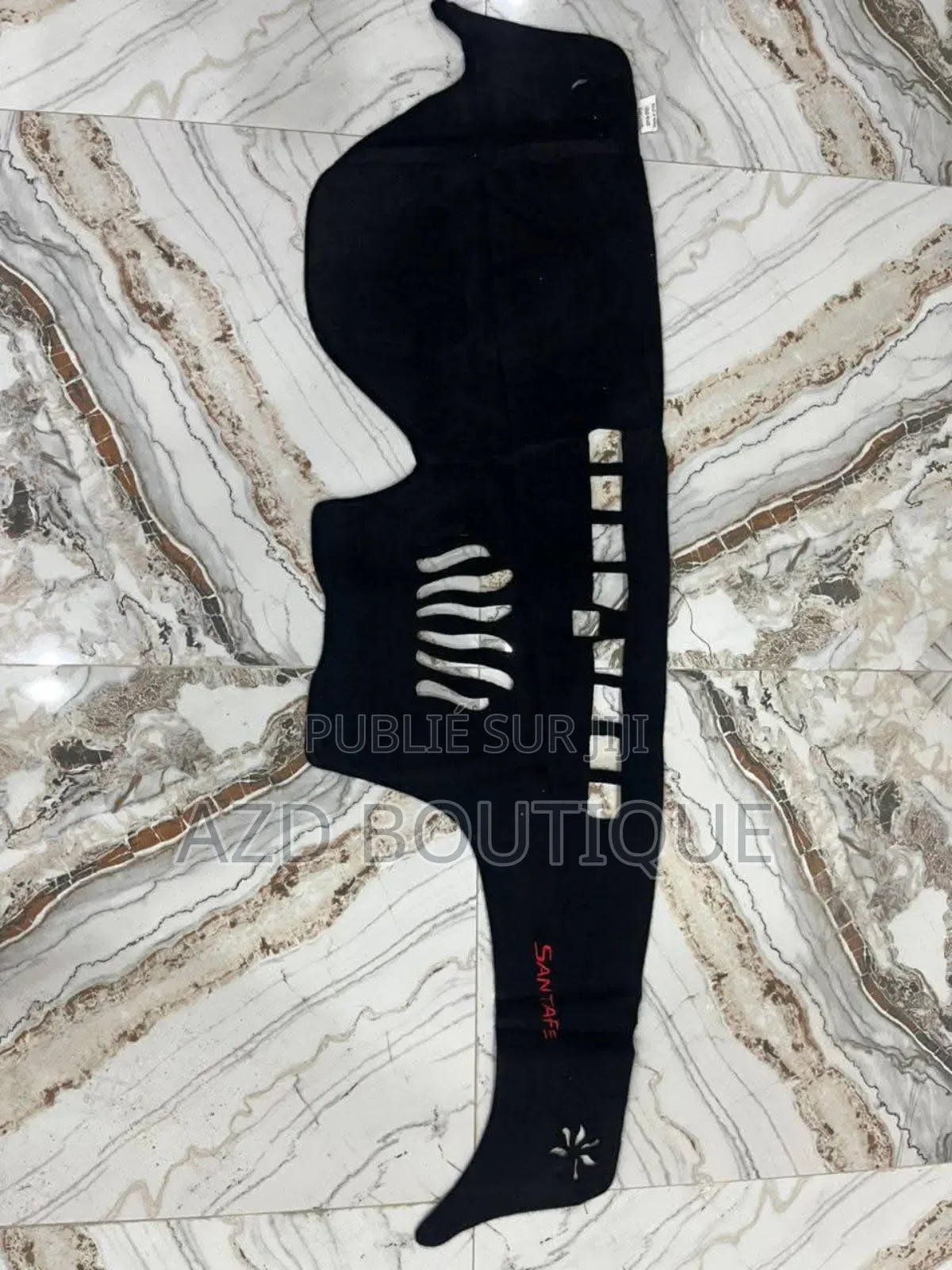 Tapis Decoratif Pour Tableau De Bord ( Plusieurs Marques Disponibles)
