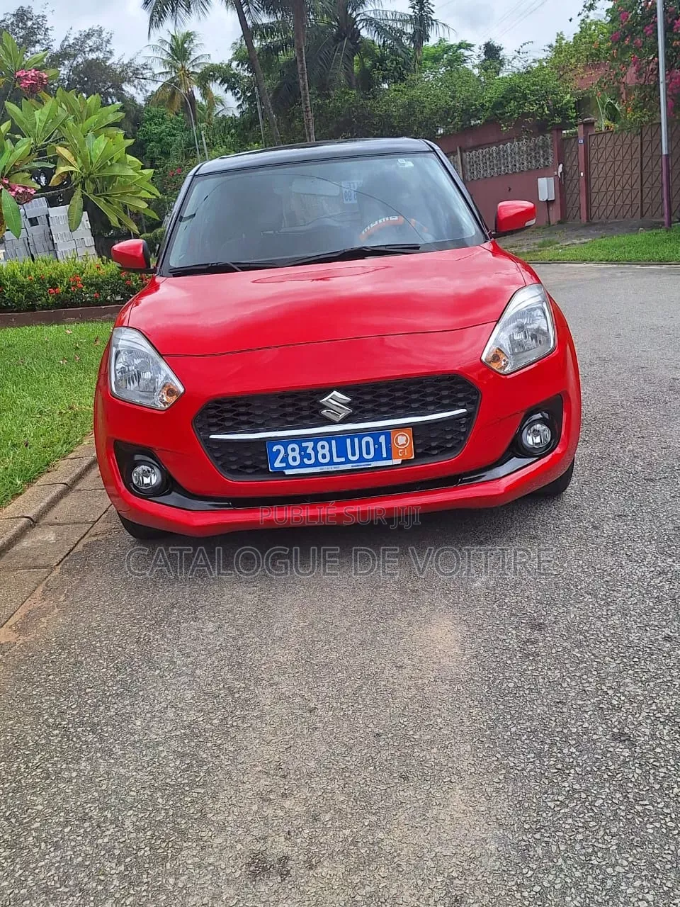 Suzuki Swift 2023 Bordeaux