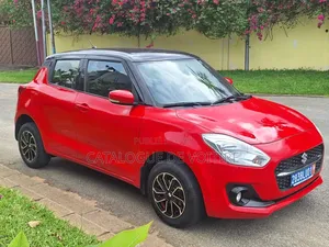 Suzuki Swift 2023 Bordeaux