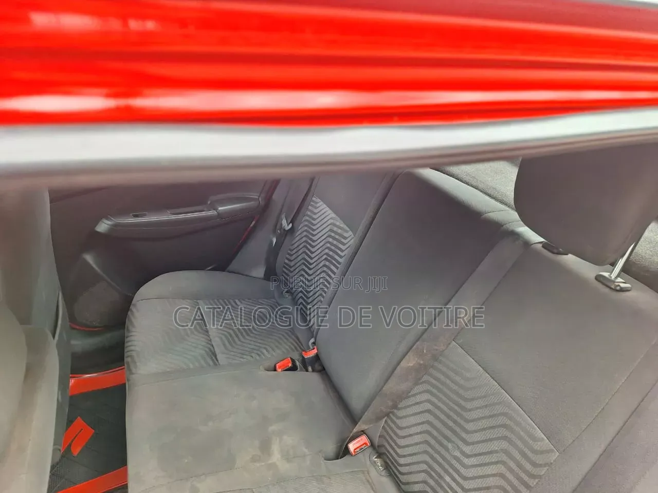 Suzuki Swift 2023 Bordeaux