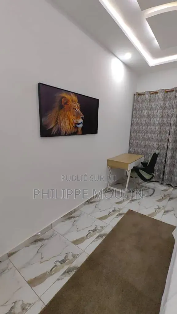 Meublé 3chbre Duplex dans Elite Immobilier, Toumodi à Louer
