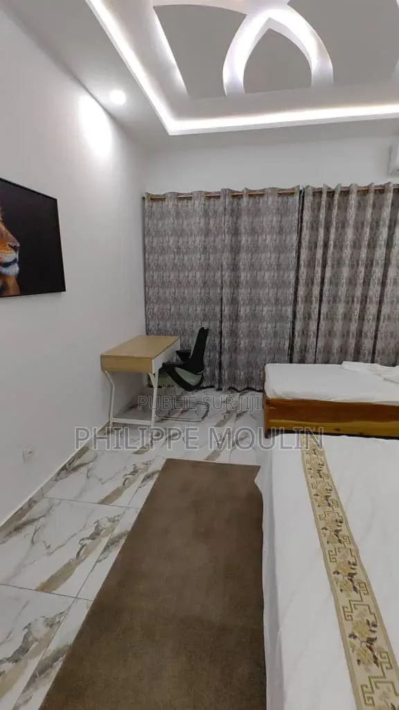 Meublé 3chbre Duplex dans Elite Immobilier, Toumodi à Louer