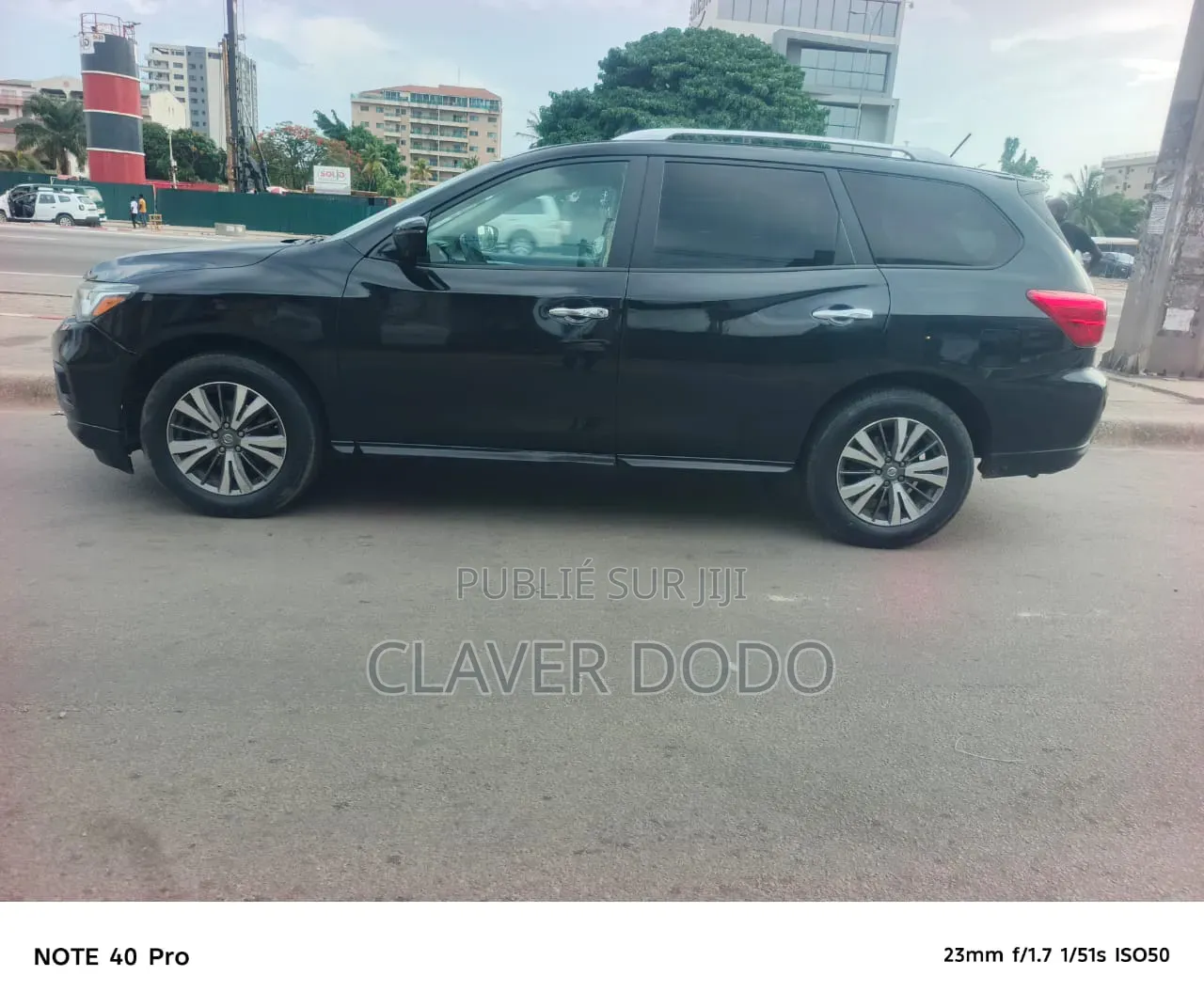 Nissan Pathfinder S 2018 Noir