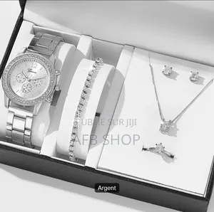 Élégance Complète, en Un Seul Coffret