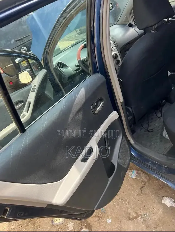 Toyota Yaris 1.0 VVT-i 2008 Bleu