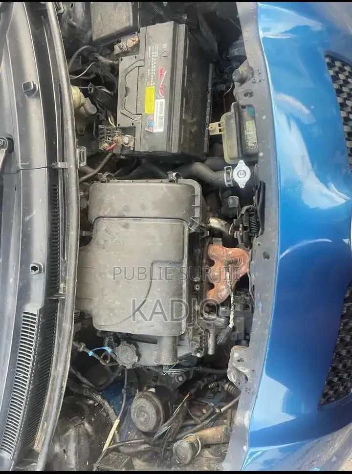 Toyota Yaris 1.0 VVT-i 2008 Bleu