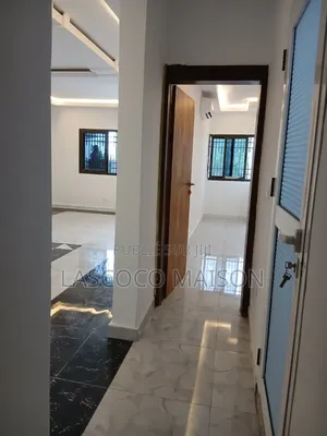 2chbre Appartement dans Lascoco Maison, Cocody à Louer