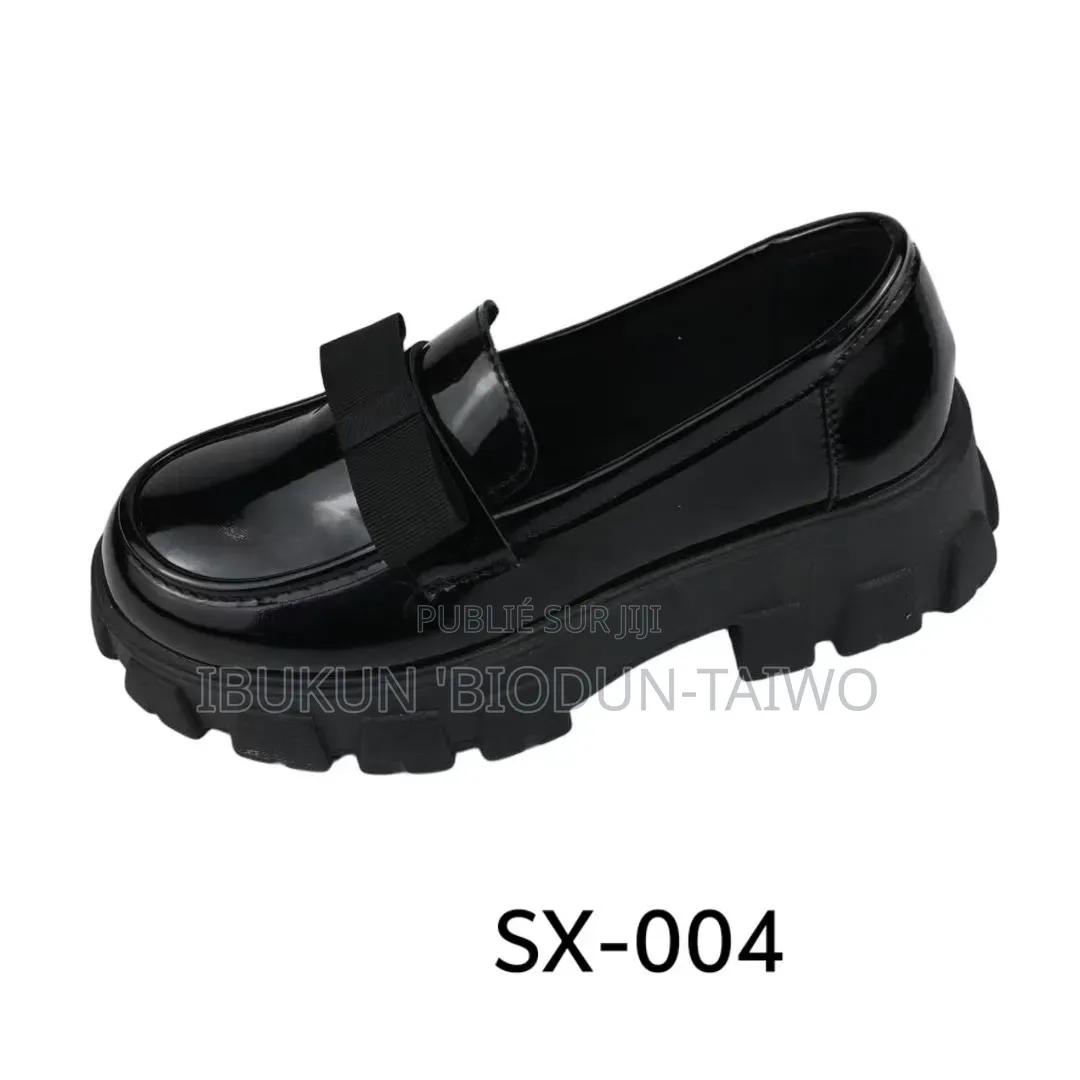 Chaussures Loafers Noires Épaisses