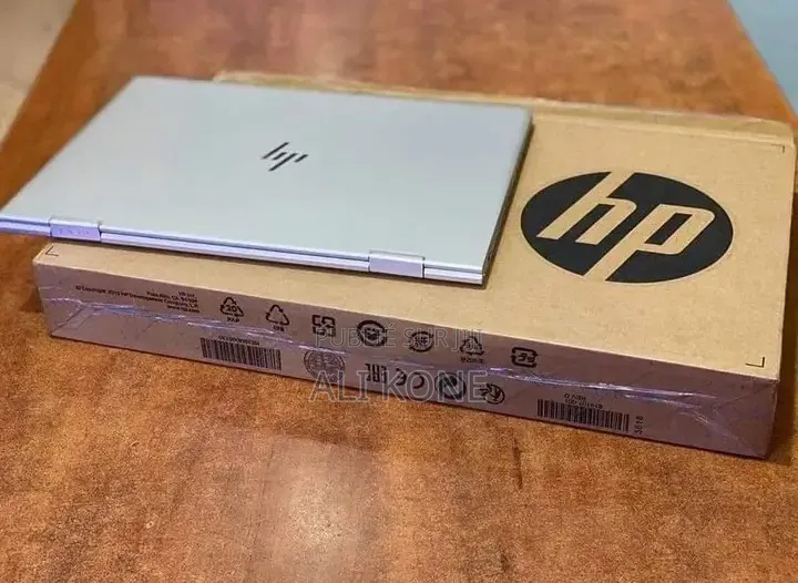 Nouveau HP EliteBook 840 G5 16GB Intel Core i5 SSD 256GB