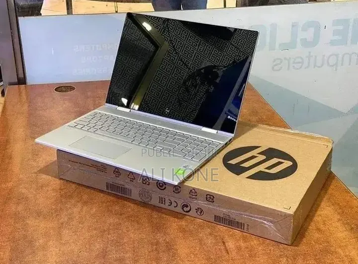 Nouveau HP EliteBook 840 G5 16GB Intel Core i5 SSD 256GB