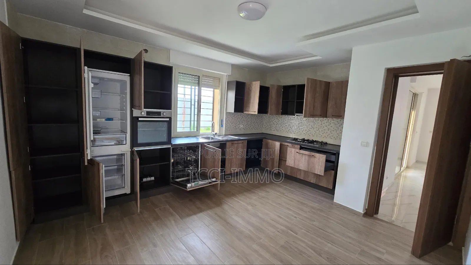 3chbre Villa dans Tcci Sarl, Cocody à Louer