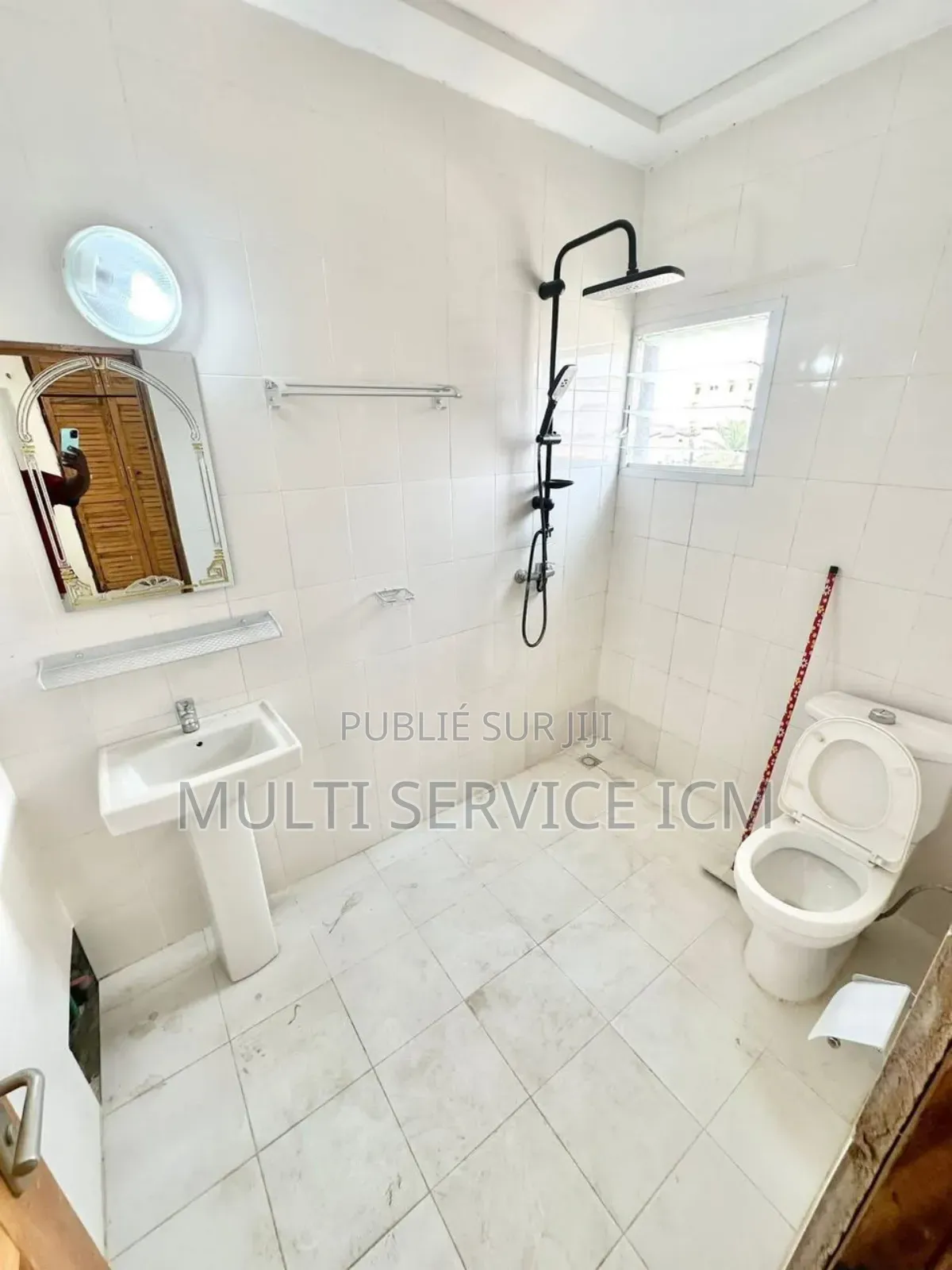 2chbre Appartement dans Ismael Coulibaly, Cocody à Vendre
