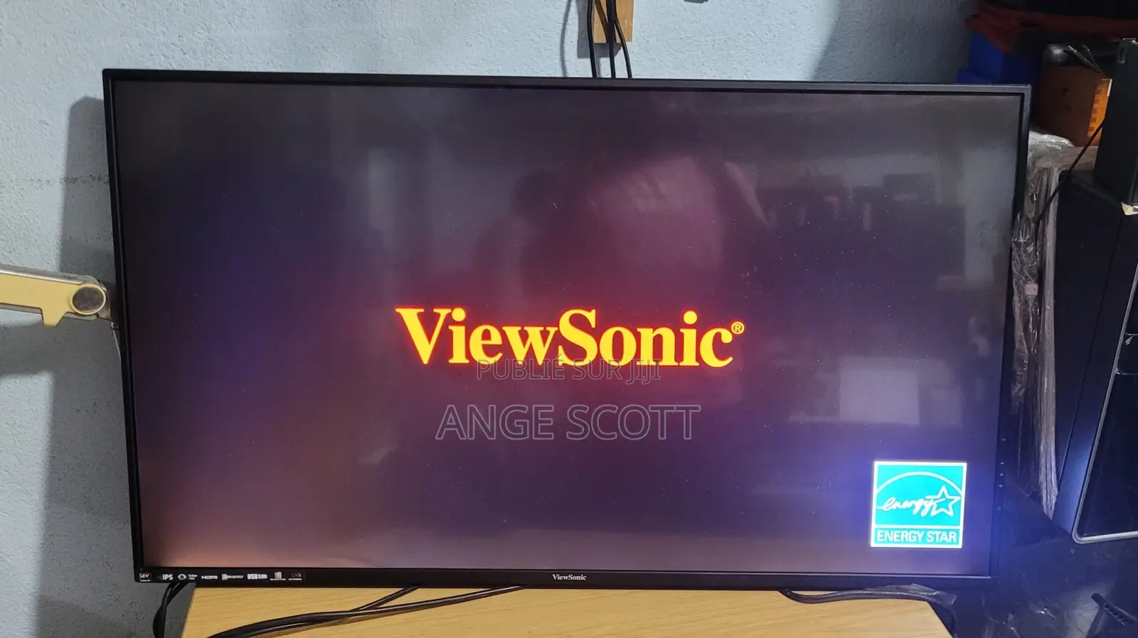 Monitor Viewsonic 43 Pouces 4096 X 2160 Résolution