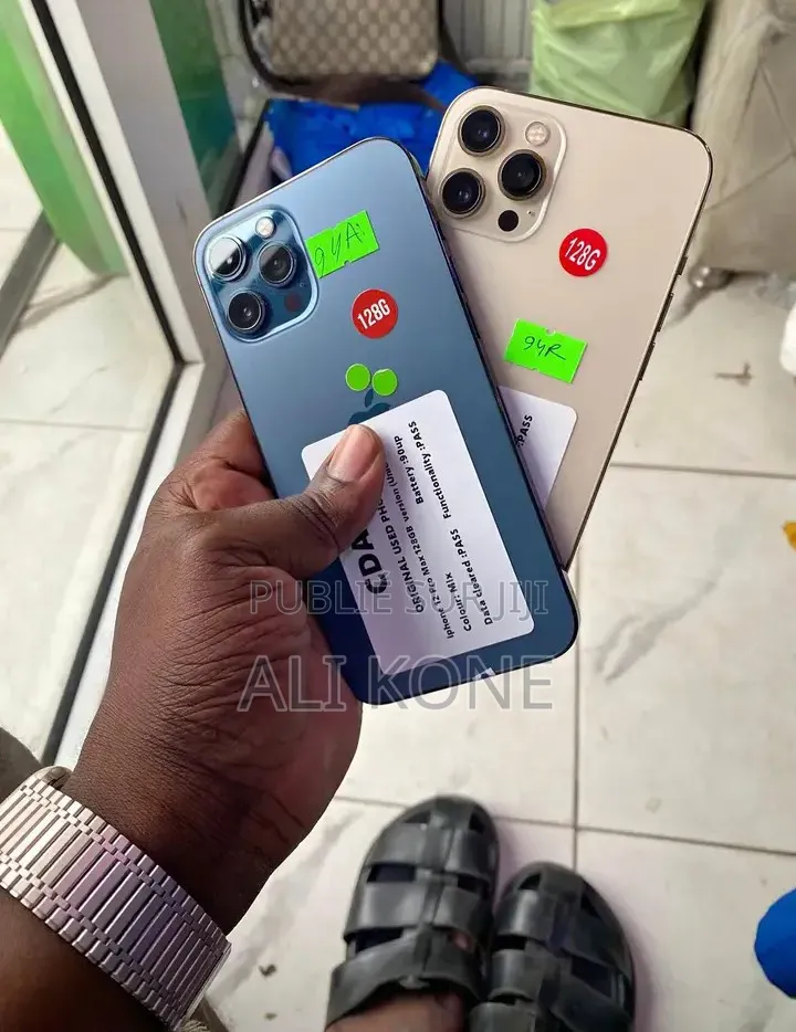 Nouveau Apple iPhone 12 Pro Max 128 GB Autre