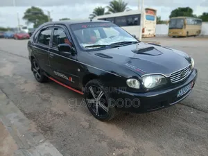 Toyota Corolla 2000 Noir