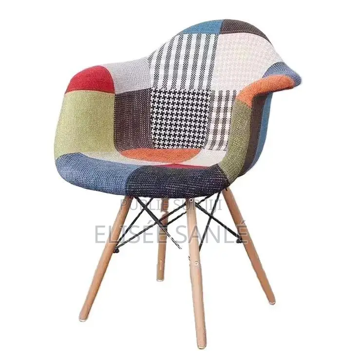Chaise Patchwork Multicolore – Design Moderne