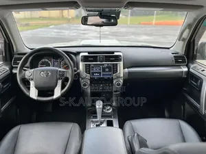 Toyota 4-Runner 2023 Gris