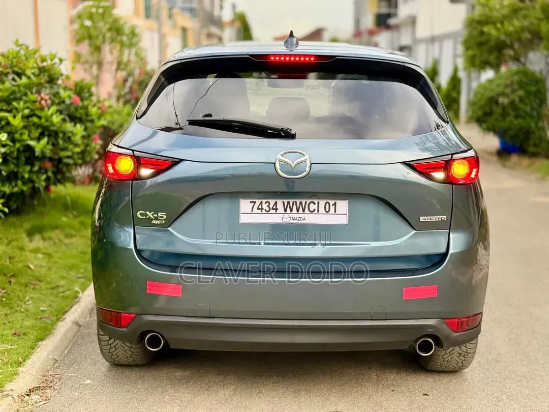 Mazda CX-5 2021 Gris