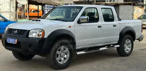 Nissan Hardbody 2014 Blanc