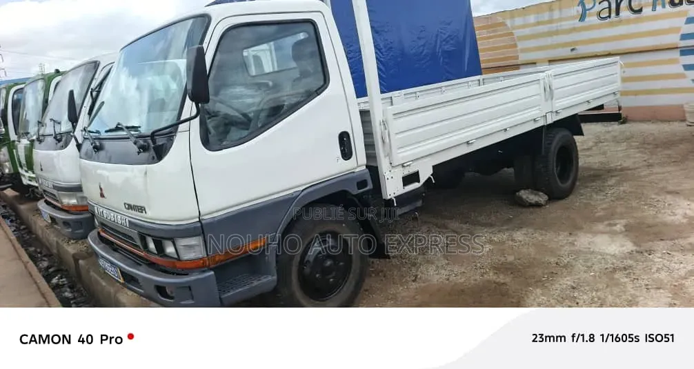 Mitsubishi Canter Anne