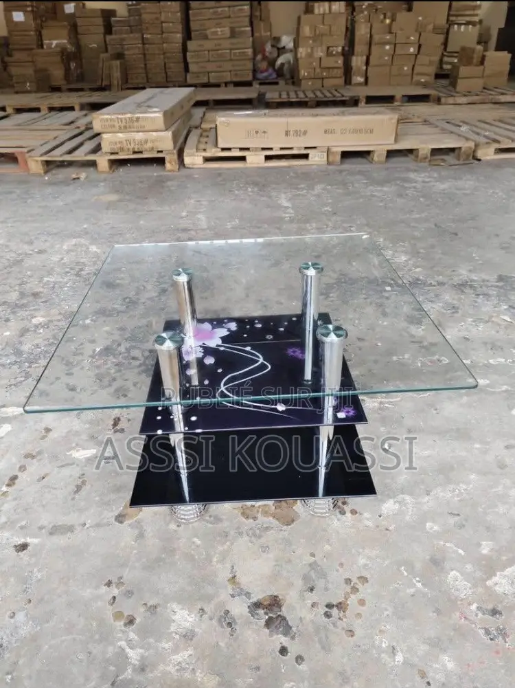 Table Vitrée