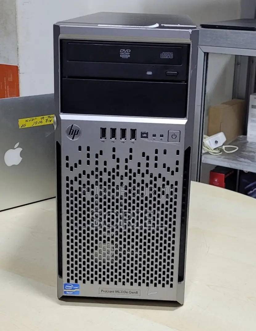 Ordinateur de bureau HP Autre 8GB Intel Xeon HDD 1T