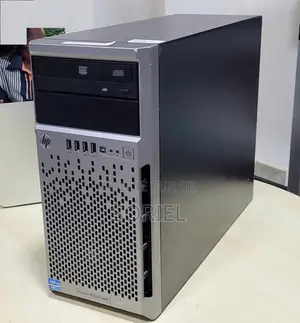 Ordinateur de bureau HP Autre 8GB Intel Xeon HDD 1T