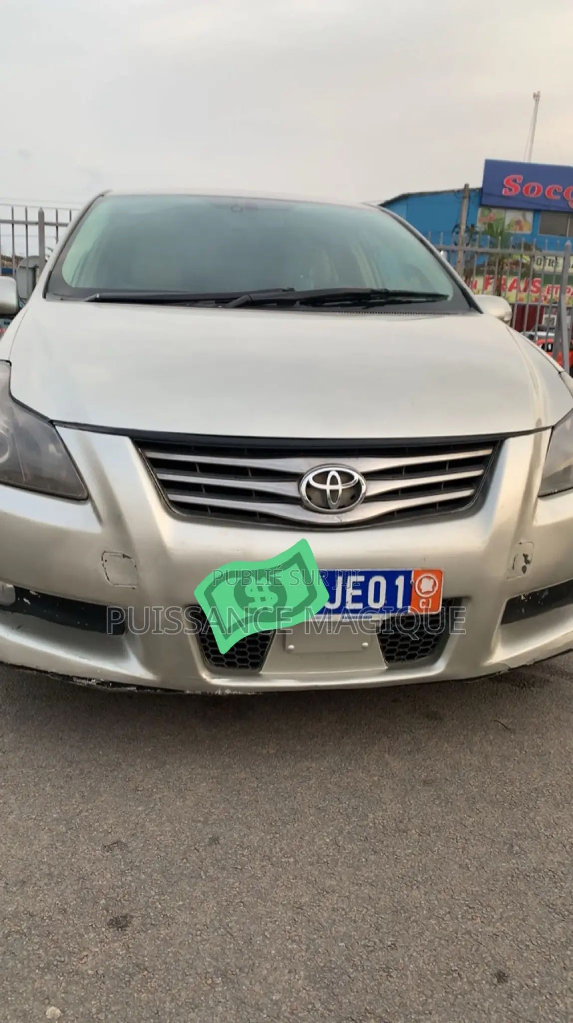 Toyota Auris 2007 Doré