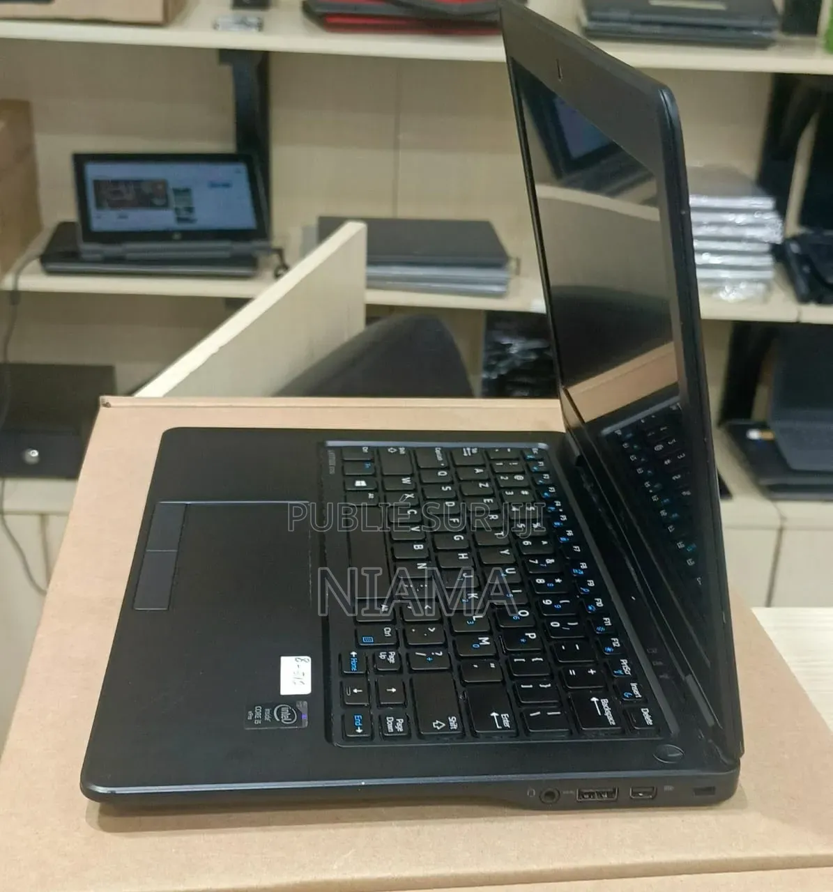 Nouveau Dell Latitude 7212 8GB Intel Core i5 SSD 512GB
