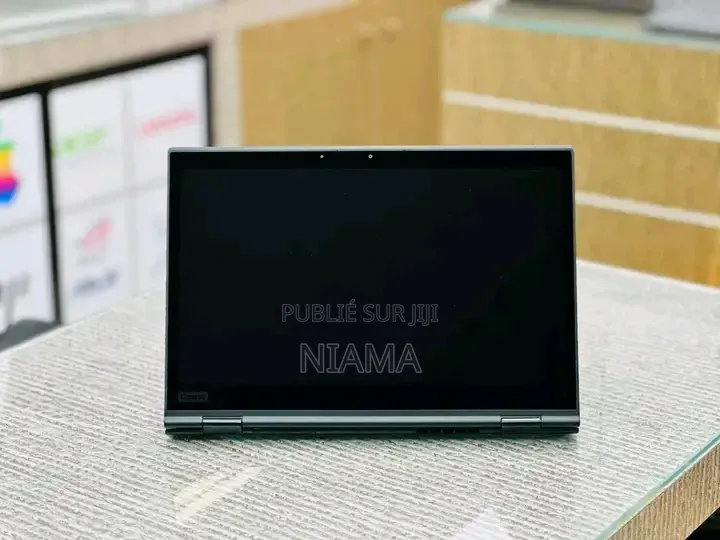 Nouveau Lenovo ThinkPad X1 Yoga 8GB Intel Core i5 SSD 256GB