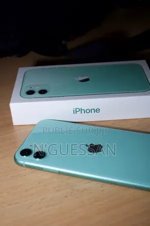 Nouveau Apple iPhone 11 64 GB Vert