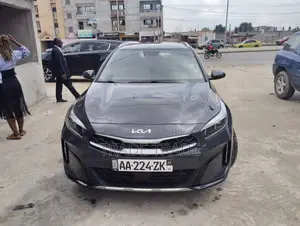Kia Ceed 2023 Gris