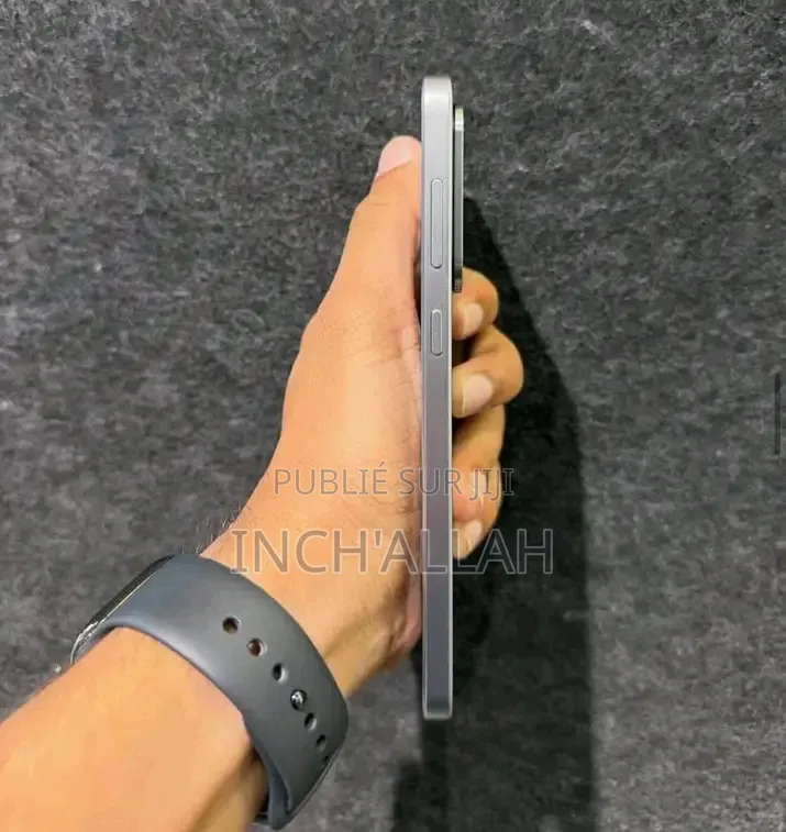 Nouveau Samsung Galaxy F05 64 GB Gris
