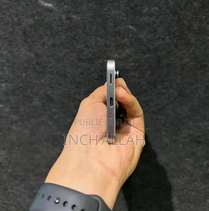 Nouveau Samsung Galaxy F05 64 GB Gris