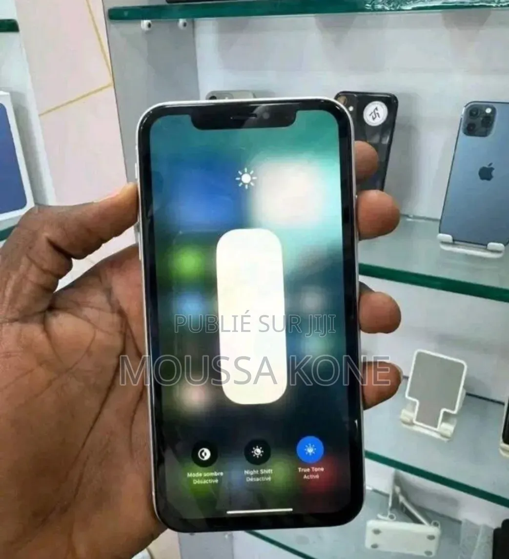 Nouveau Apple iPhone XR 64 GB Blanc