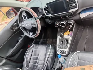 Hyundai Venue 2020 Rouge