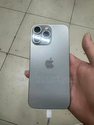Apple iPhone 15 Pro 128 GB Gris