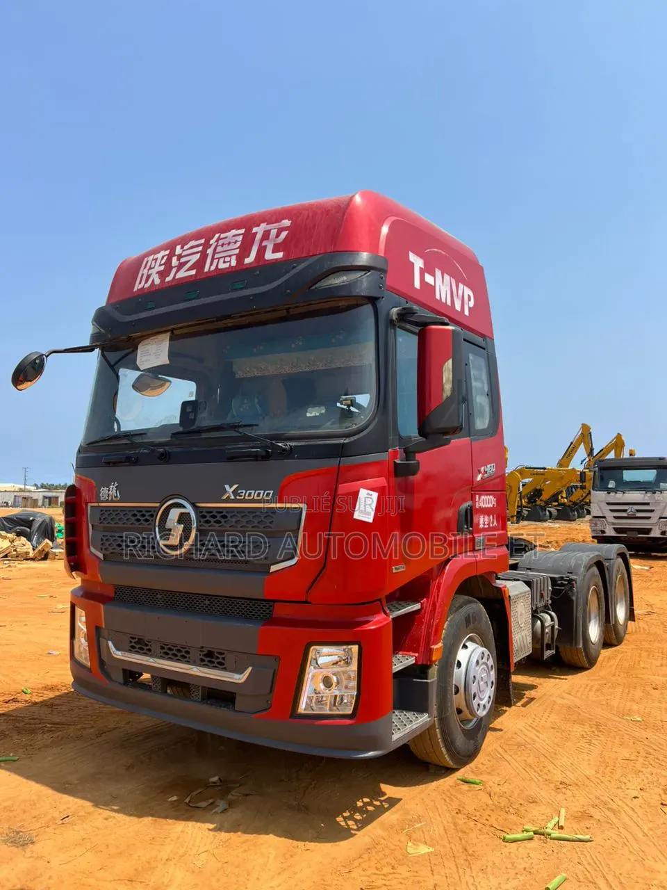 9 Tracteurs Shacman en Vente