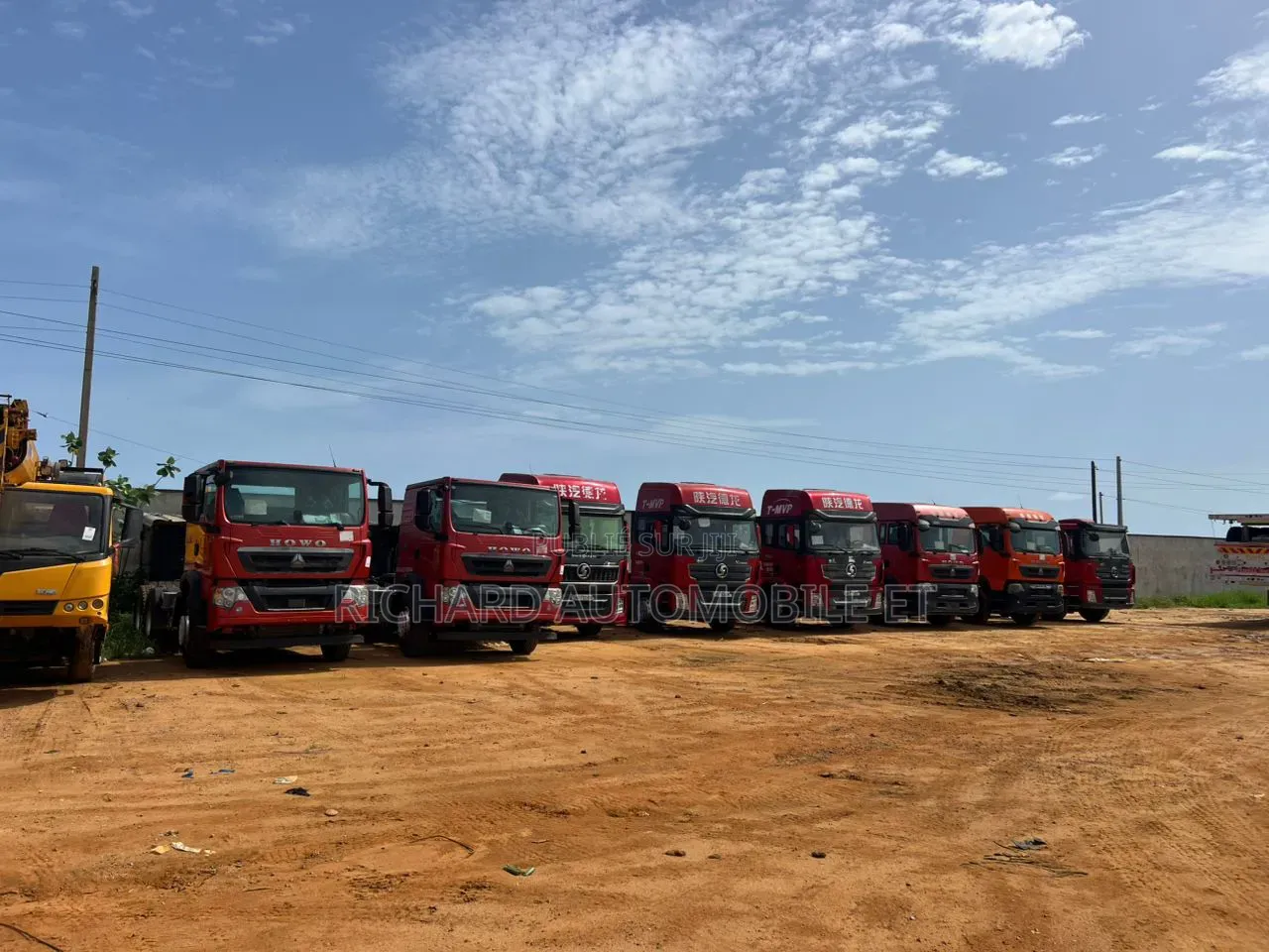 9 Tracteurs Shacman en Vente