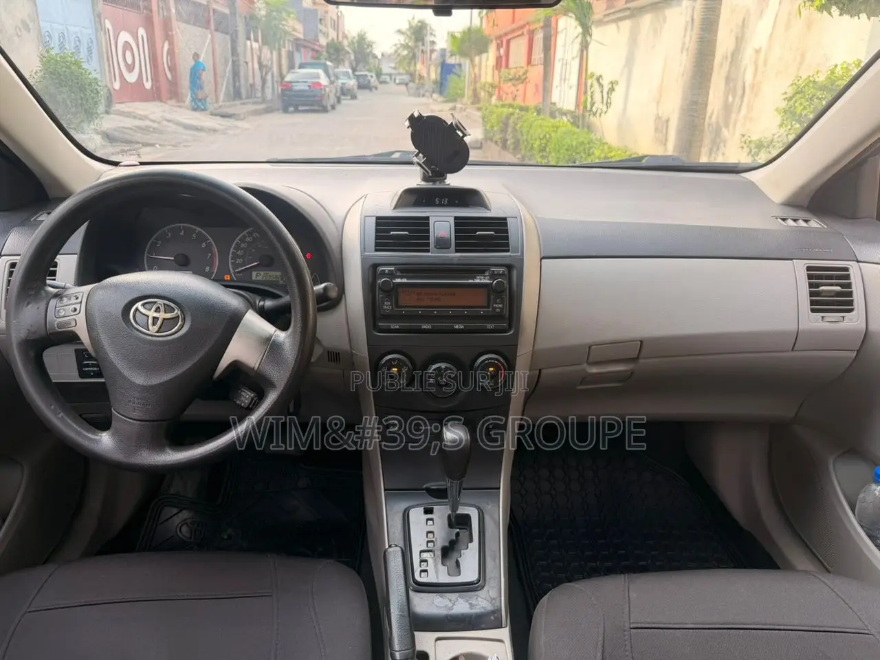 Toyota Corolla 2012 Gris