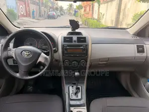 Toyota Corolla 2012 Gris
