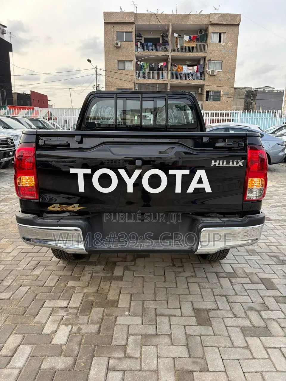 Nouveau Toyota Hilux 2025 Noir