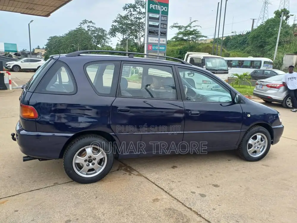 Toyota Picnic 2.0 FWD 2005 Bleu