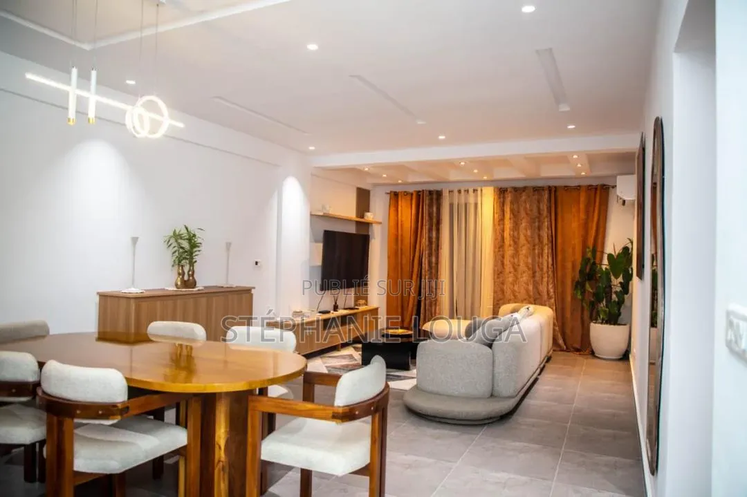 Meublé 2chbre Appartement dans Grand Bassam à Louer