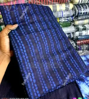 Tissu Guinéen Le Lepi