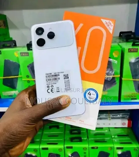 Nouveau Tecno Spark 40 128 GB Blanc