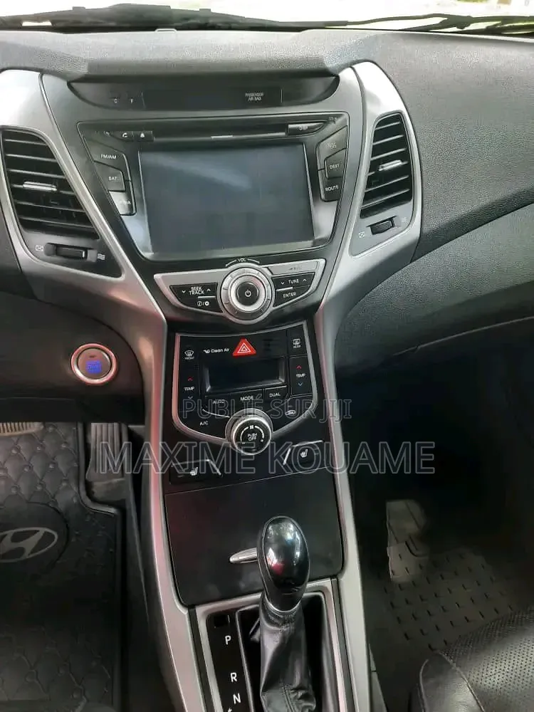 Hyundai Elantra 2015 Noir