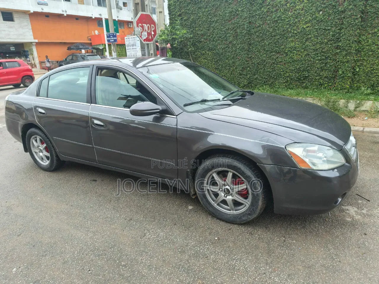 Nissan Almera Tino 2004 Gris
