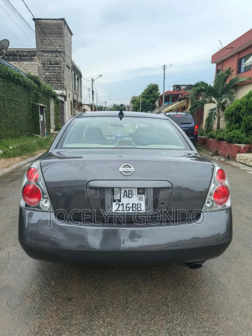 Nissan Almera Tino 2004 Gris